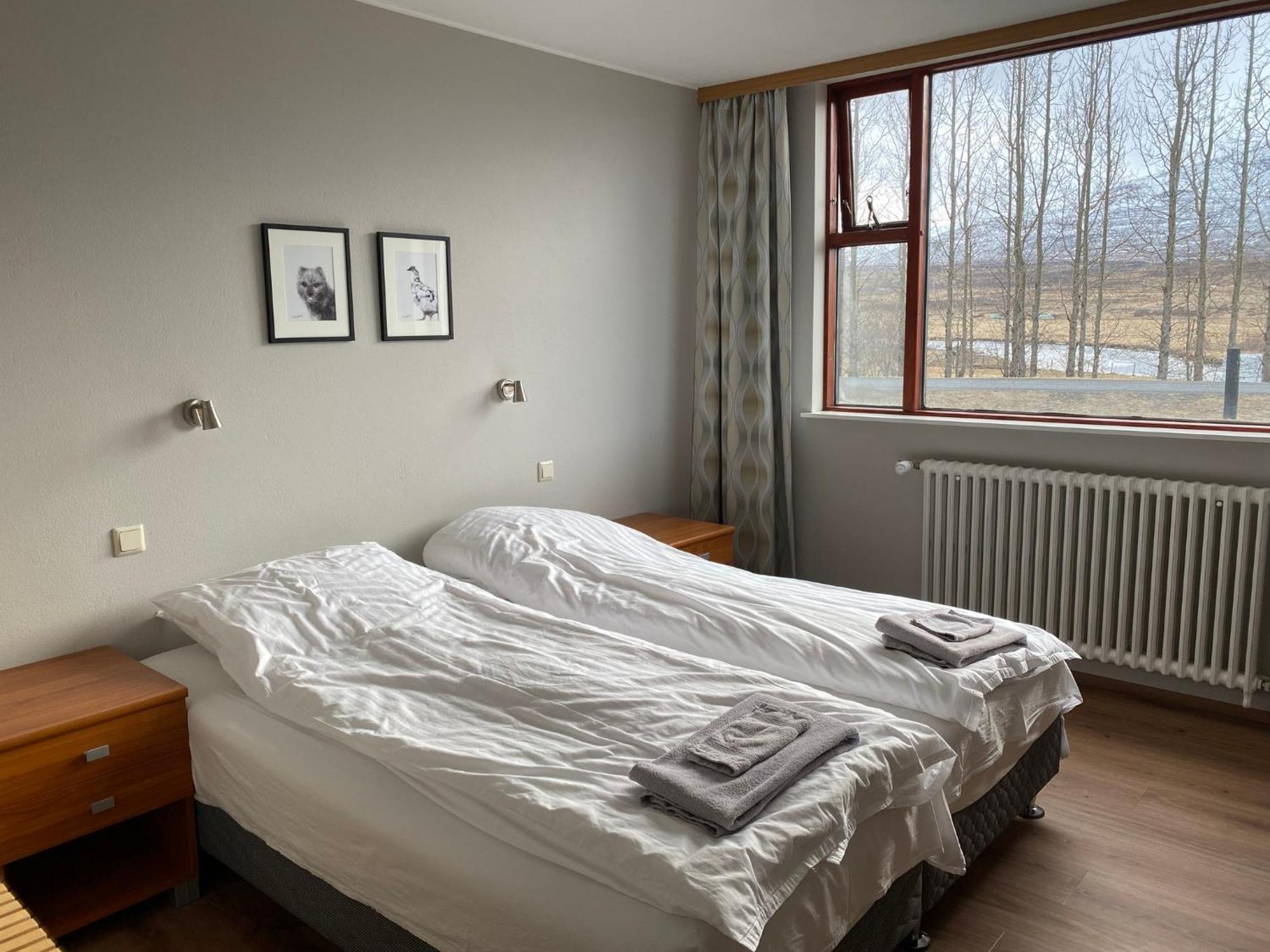 Bakkafloet Guesthouse Вармахлид Екстериор снимка