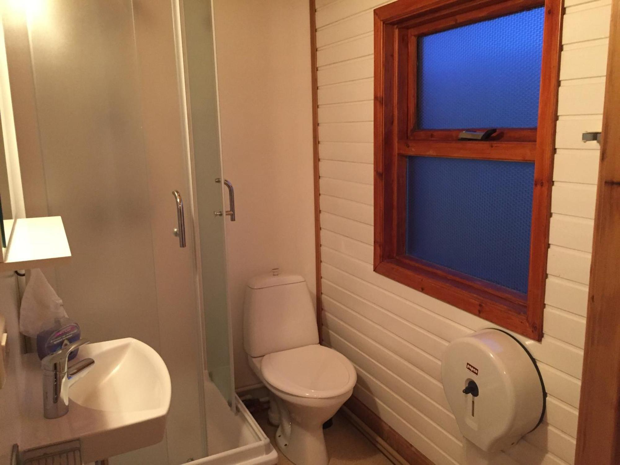 Bakkafloet Guesthouse Вармахлид Екстериор снимка