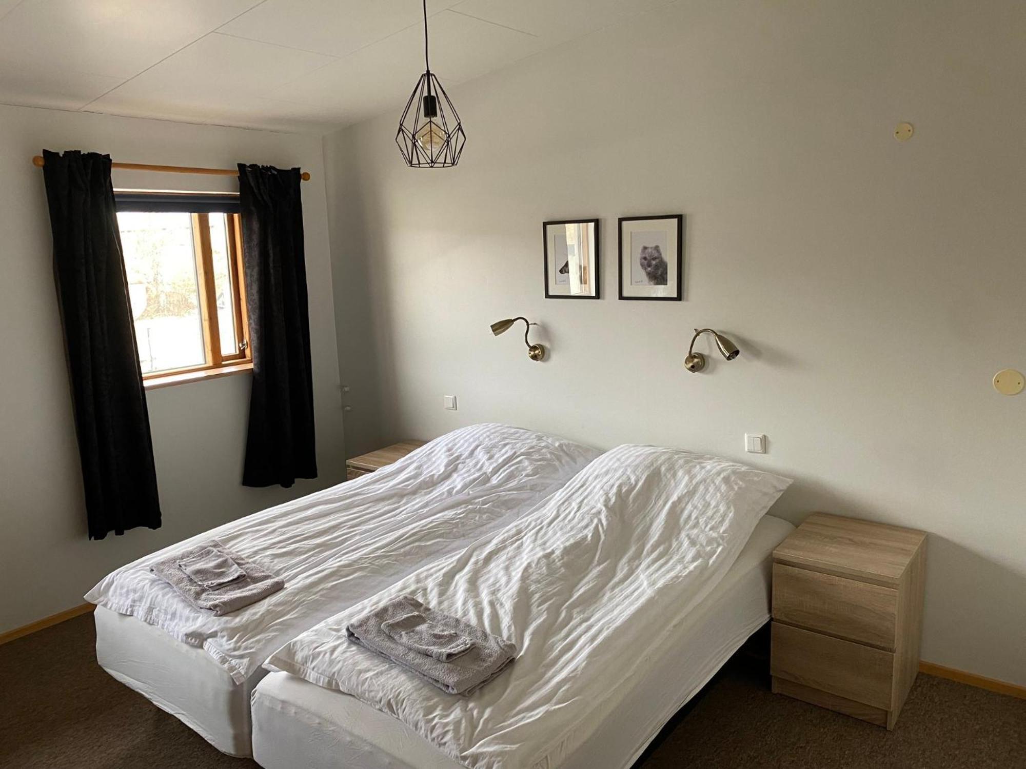 Bakkafloet Guesthouse Вармахлид Екстериор снимка