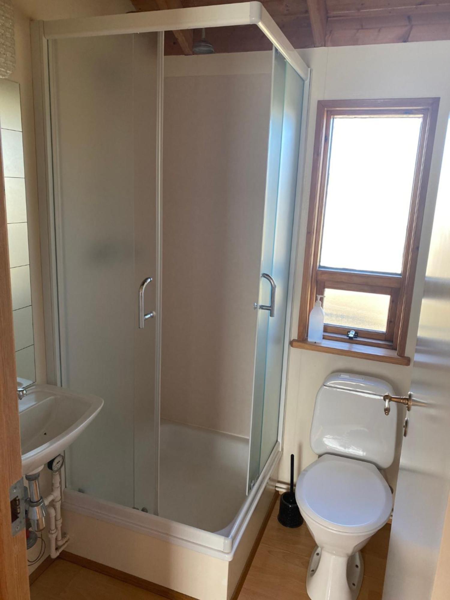 Bakkafloet Guesthouse Вармахлид Екстериор снимка