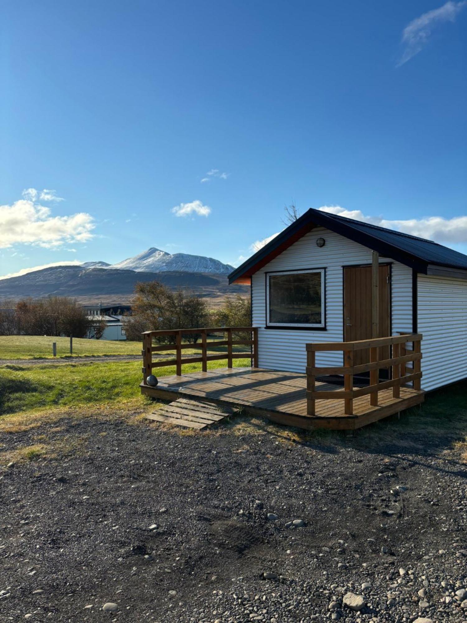 Bakkafloet Guesthouse Вармахлид Екстериор снимка